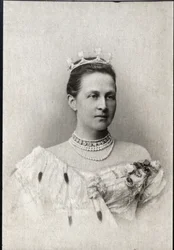 Porträt von Olga Konstantinowna von Russland (1851-1926), Königin von Griechenland